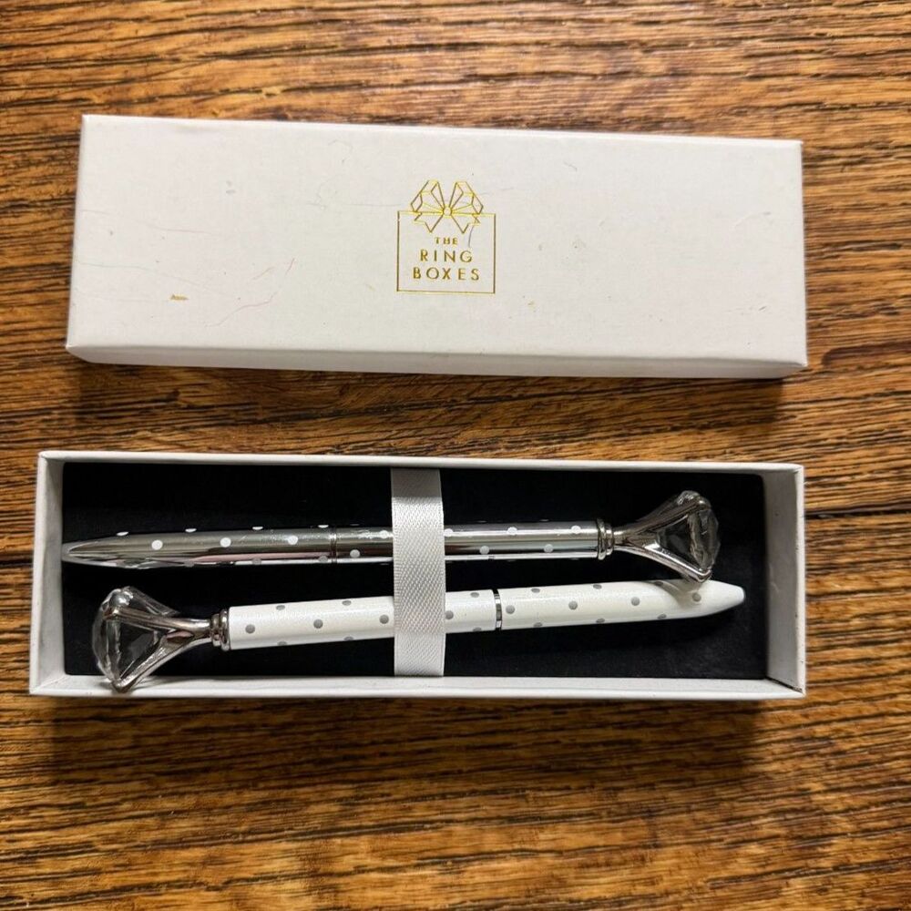 The Ring Boxes Wedding Pens Bride & Groom Set Silver White Polka Dot
